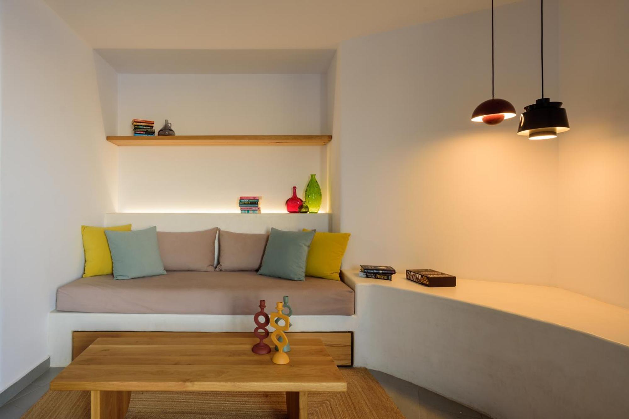 Neptune Luxury Suites Akrotírion Zewnętrze zdjęcie