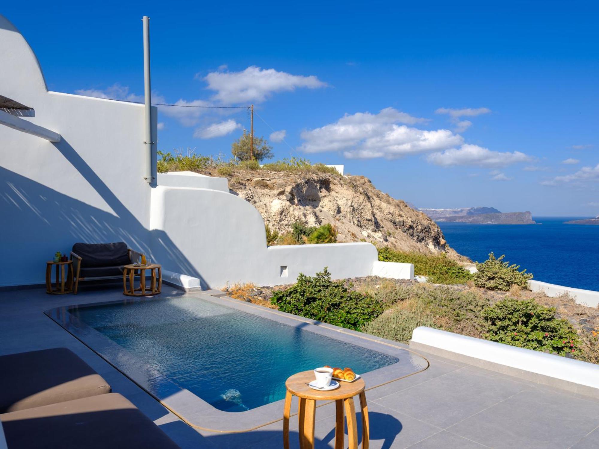 Neptune Luxury Suites Akrotírion Zewnętrze zdjęcie