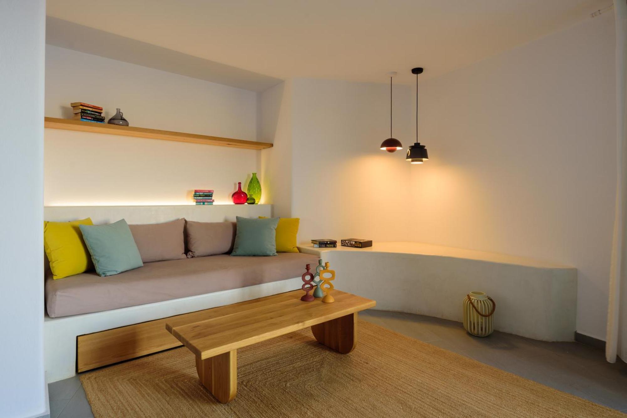 Neptune Luxury Suites Akrotírion Zewnętrze zdjęcie